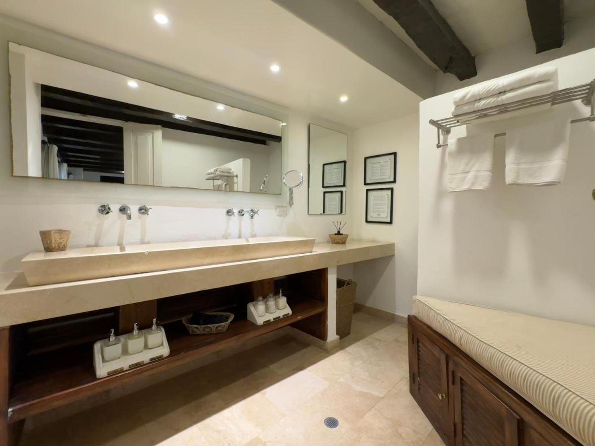 Leones de Alba Hotel Boutique