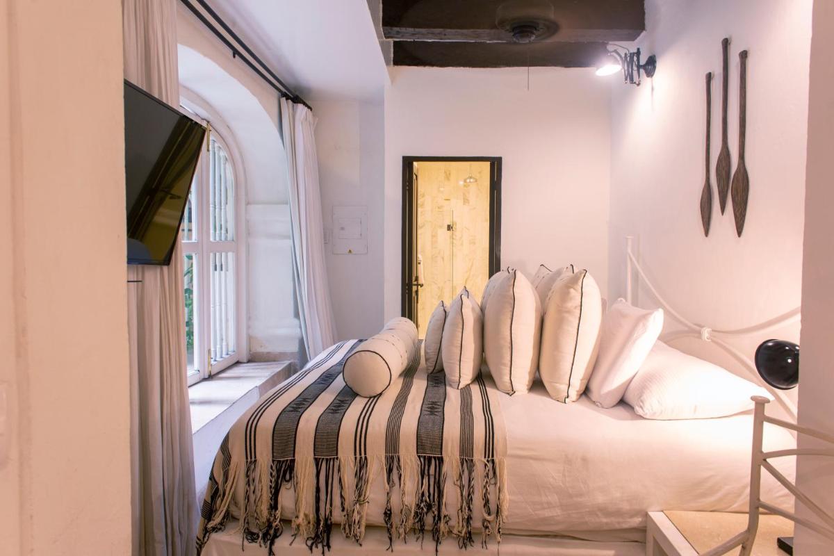 Leones de Alba Hotel Boutique