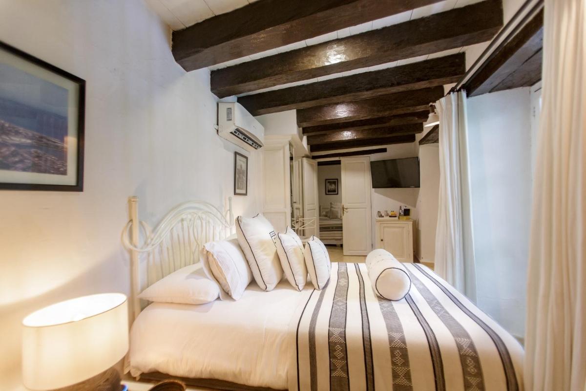 Leones de Alba Hotel Boutique
