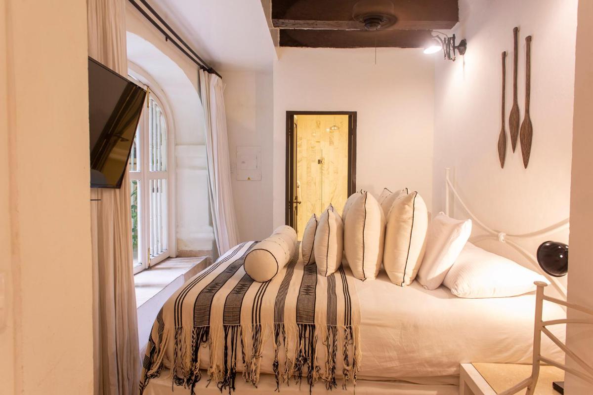 Leones de Alba Hotel Boutique