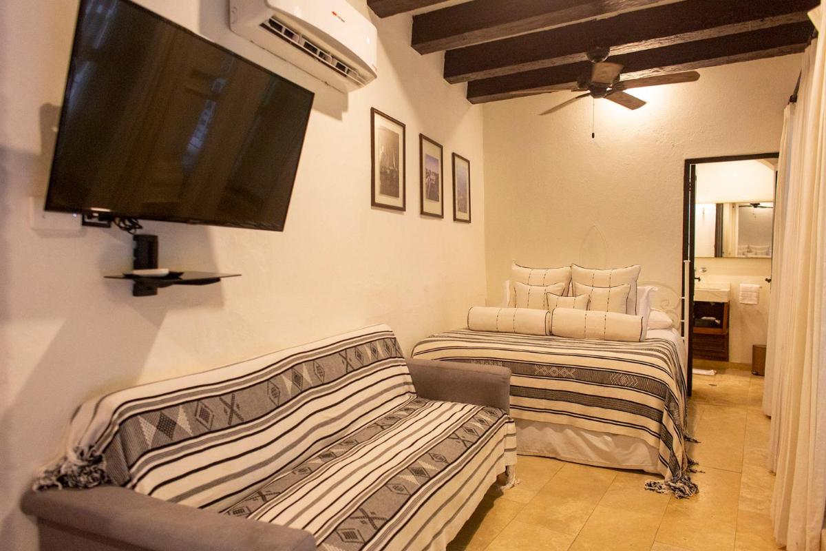Leones de Alba Hotel Boutique