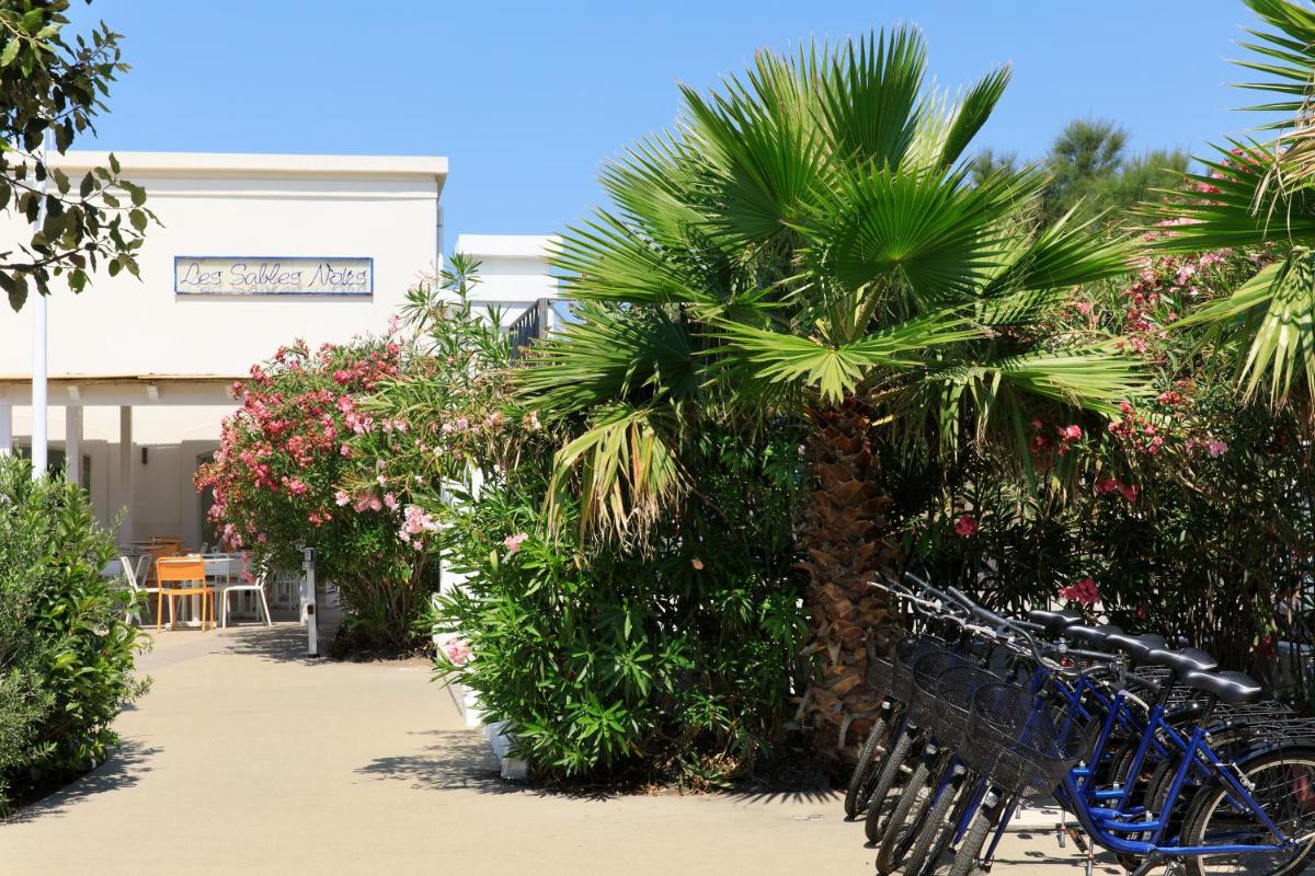 Les Sables Noirs & Spa