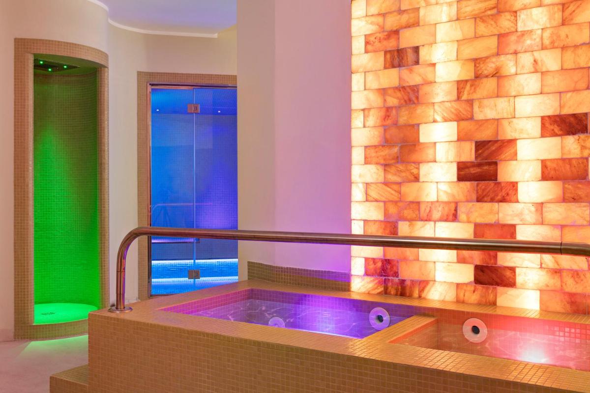 Les Sables Noirs & Spa
