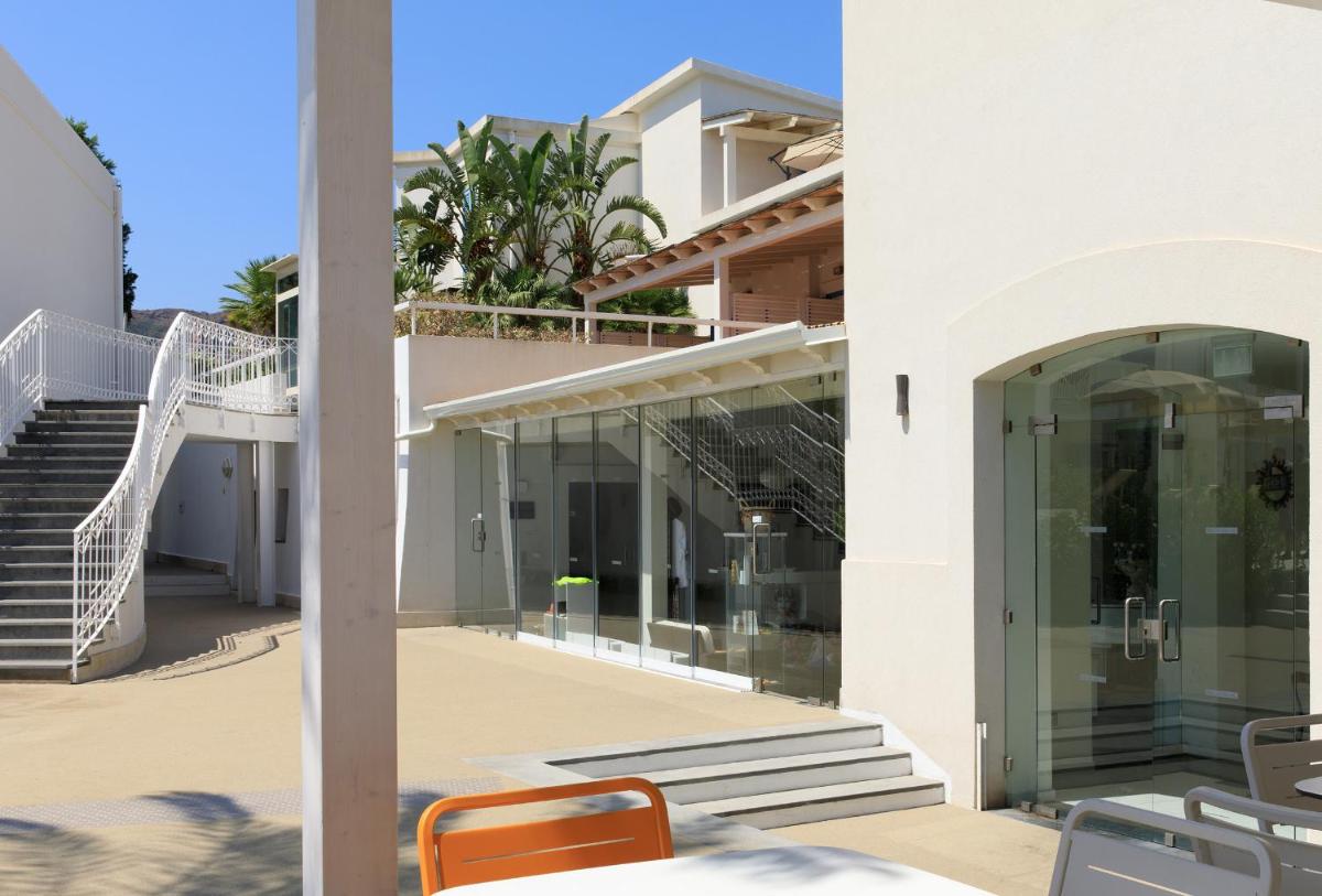 Les Sables Noirs & Spa