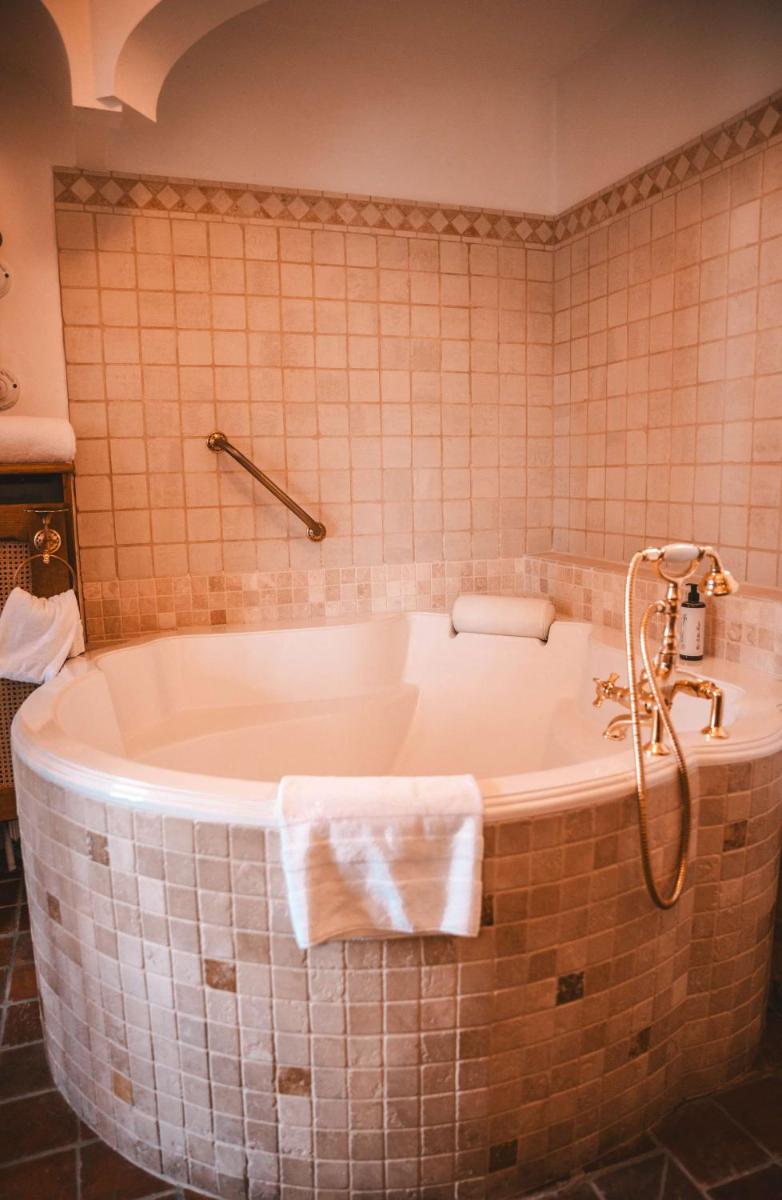 Les Violettes Hotel & Spa