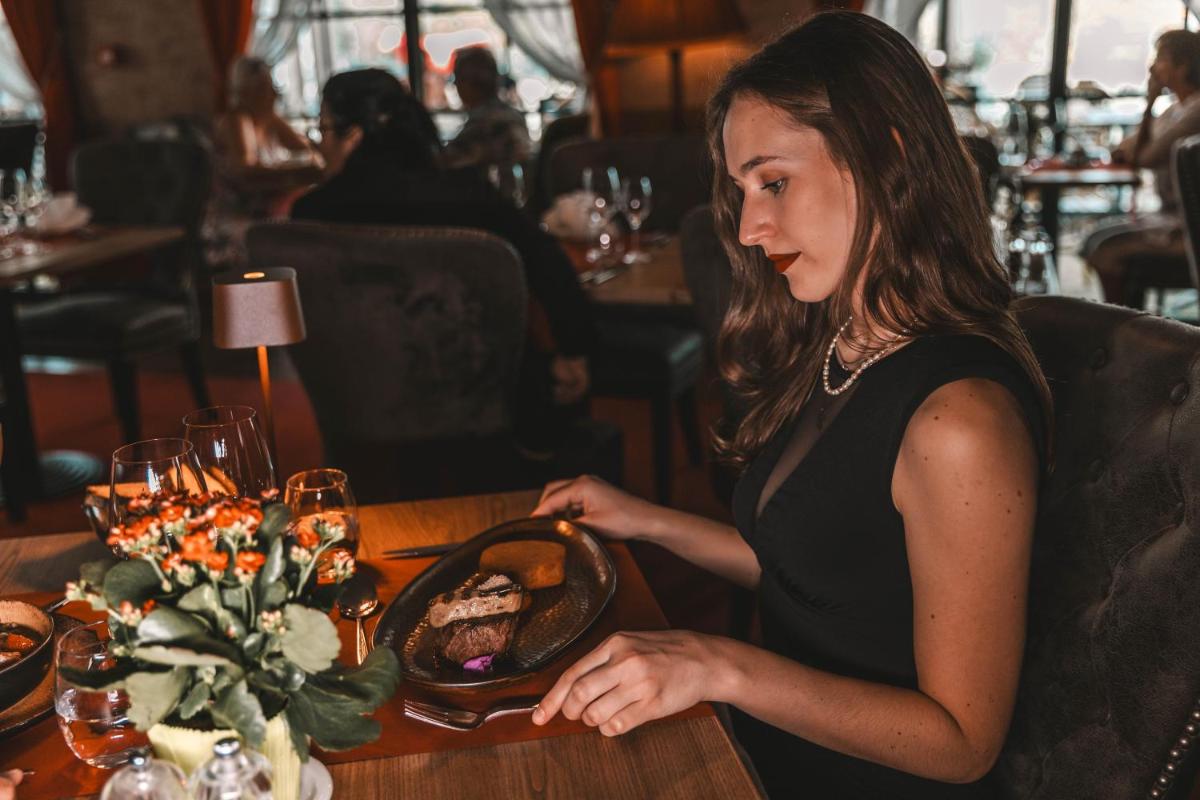 Les Violettes Hotel & Spa