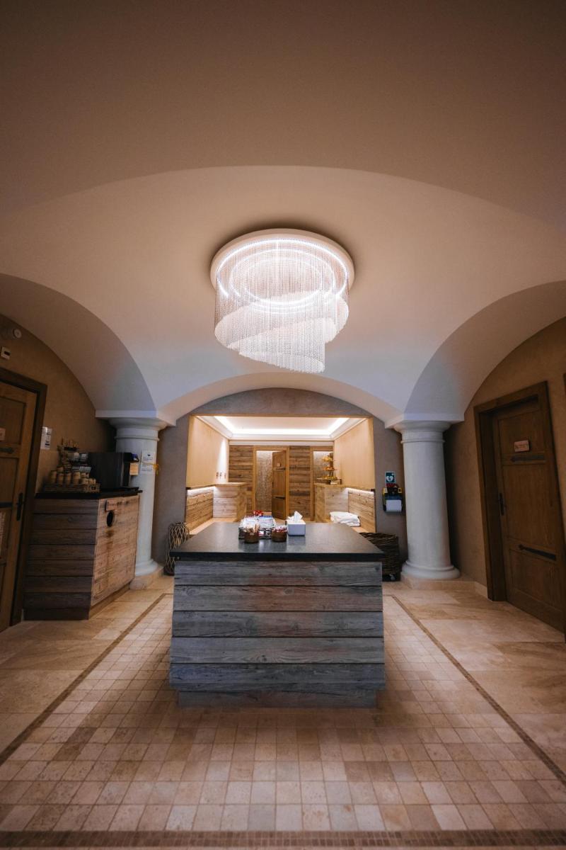 Les Violettes Hotel & Spa