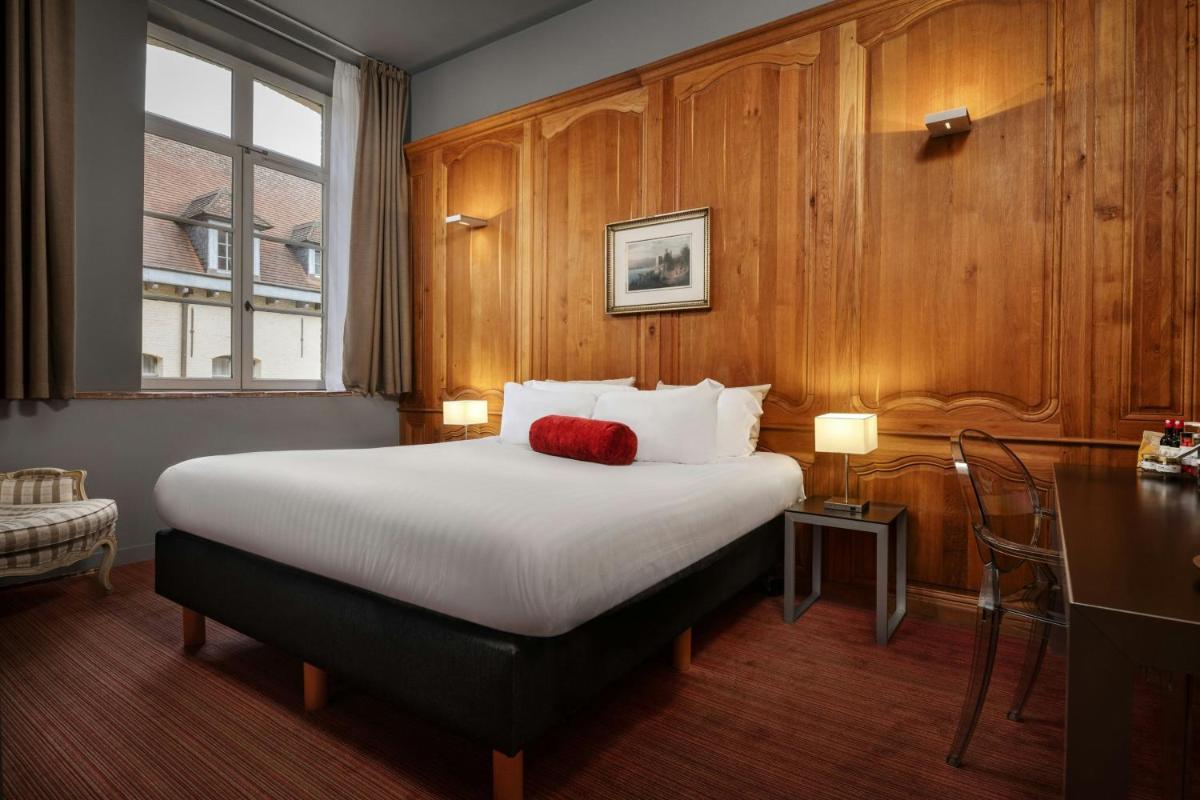 L'Hermitage Gantois, Autograph Collection