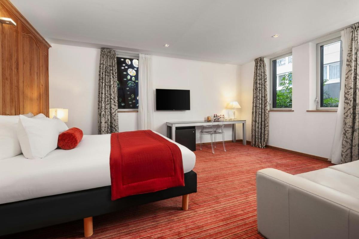 L'Hermitage Gantois, Autograph Collection