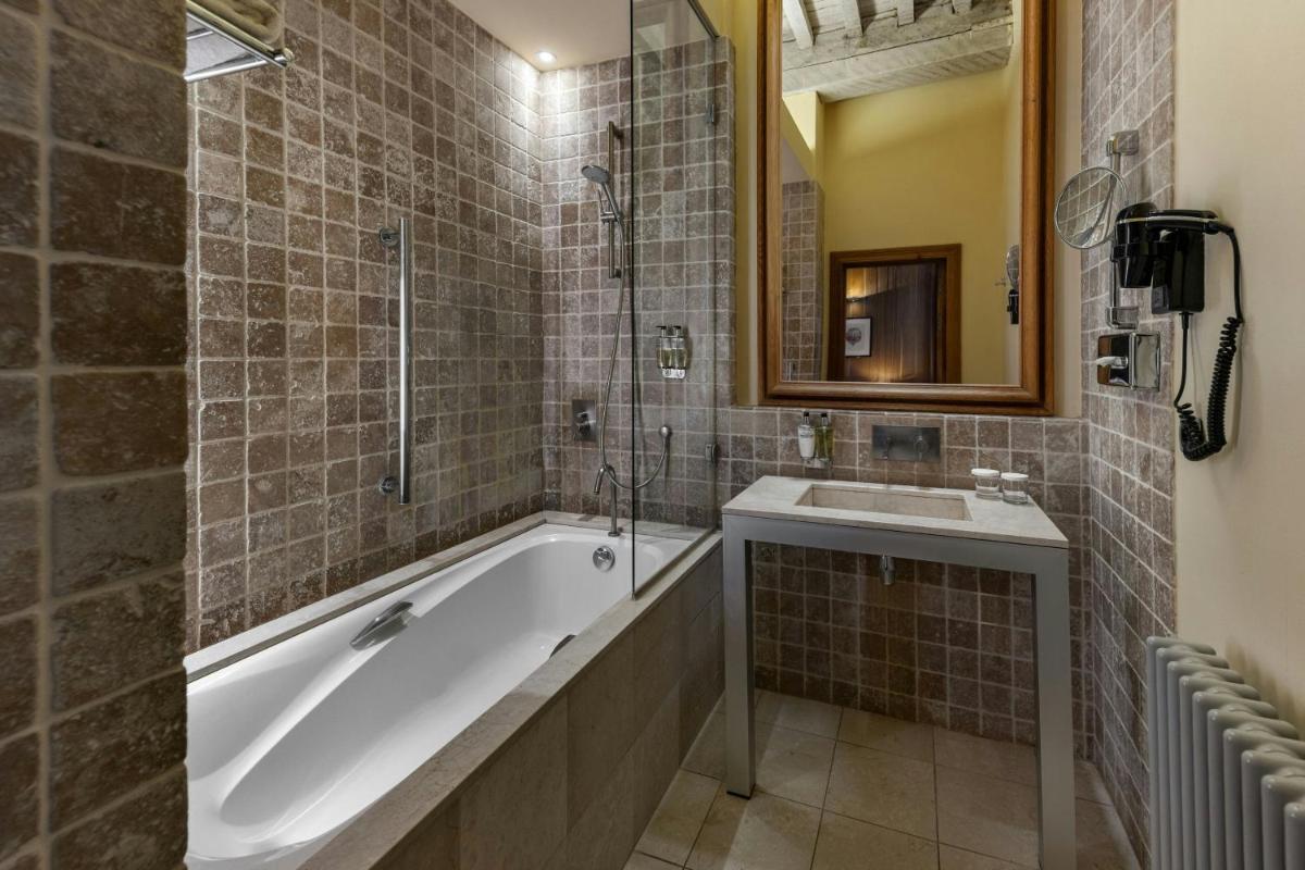 L'Hermitage Gantois, Autograph Collection