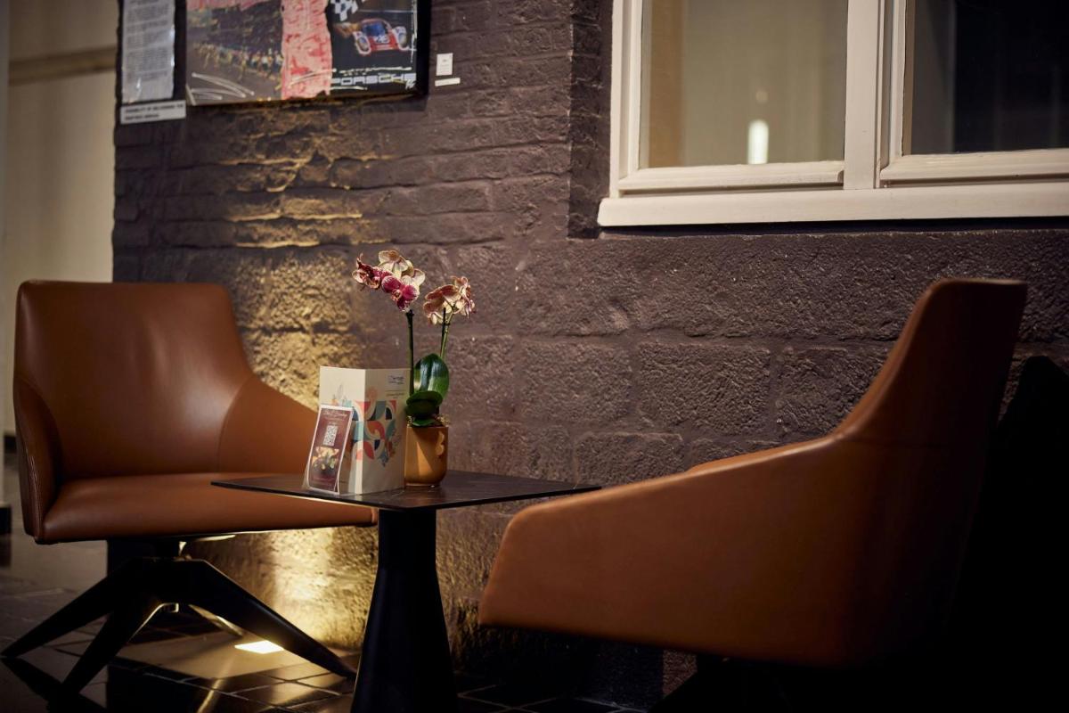 L'Hermitage Gantois, Autograph Collection