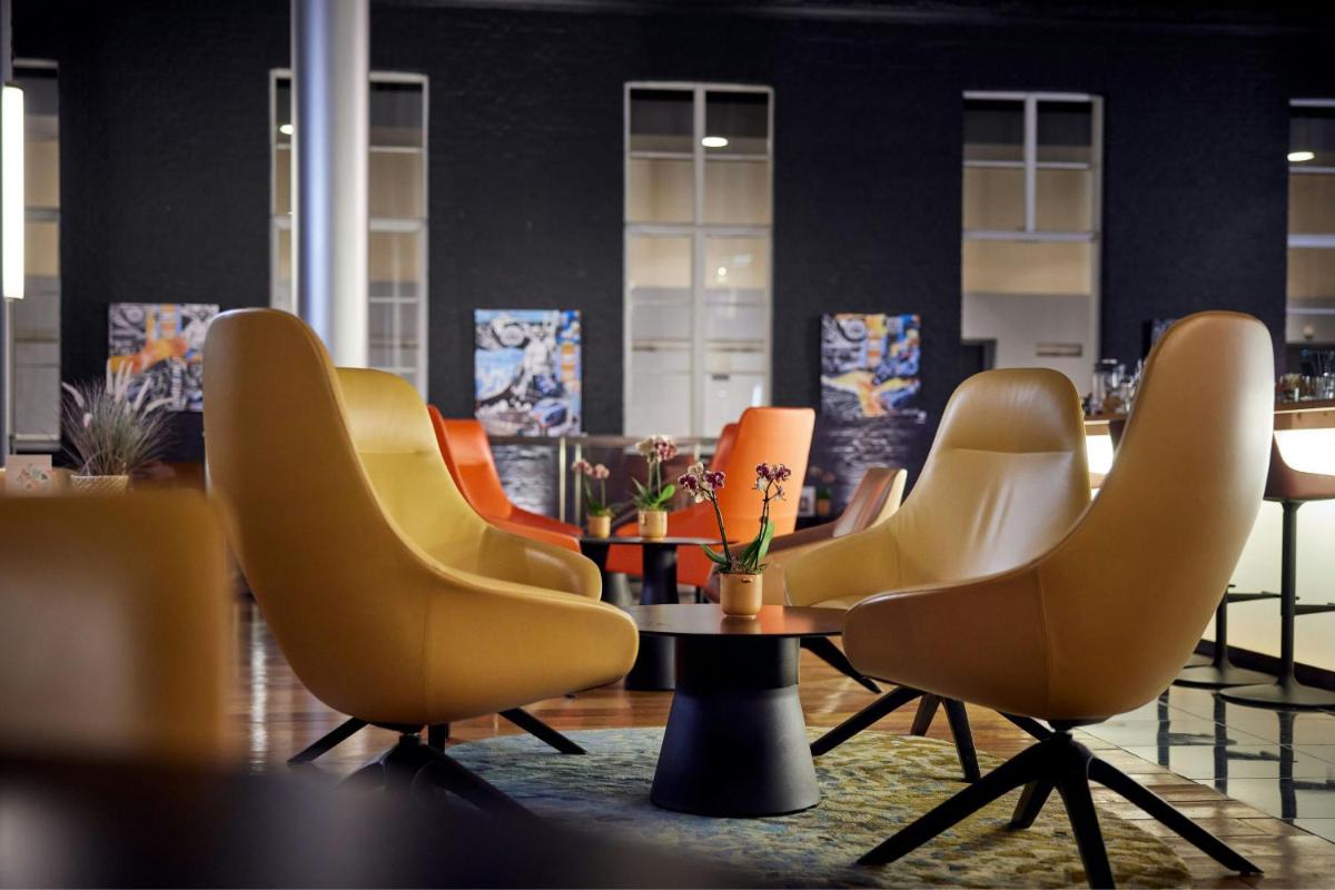 L'Hermitage Gantois, Autograph Collection