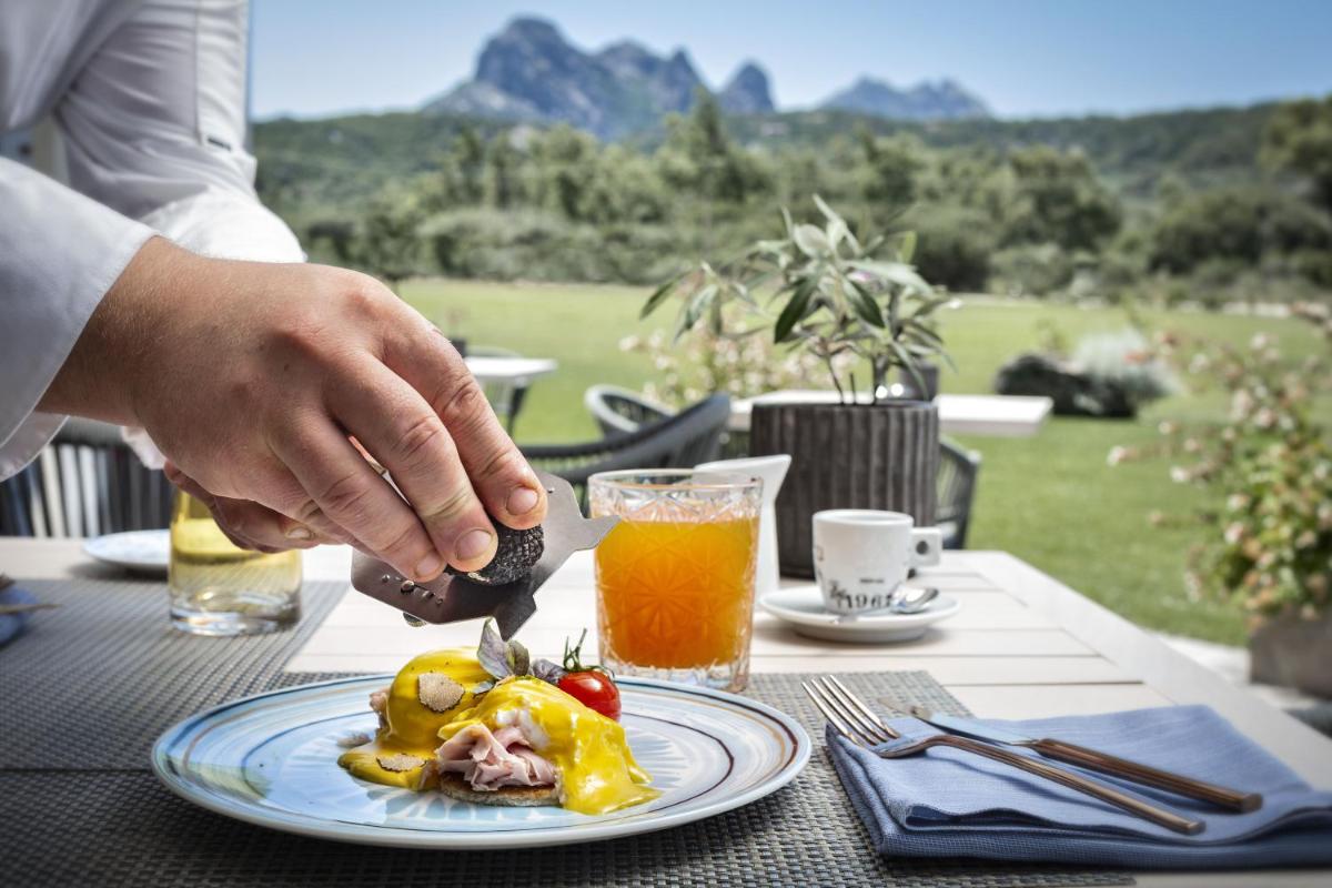 Li Neuli Country Club