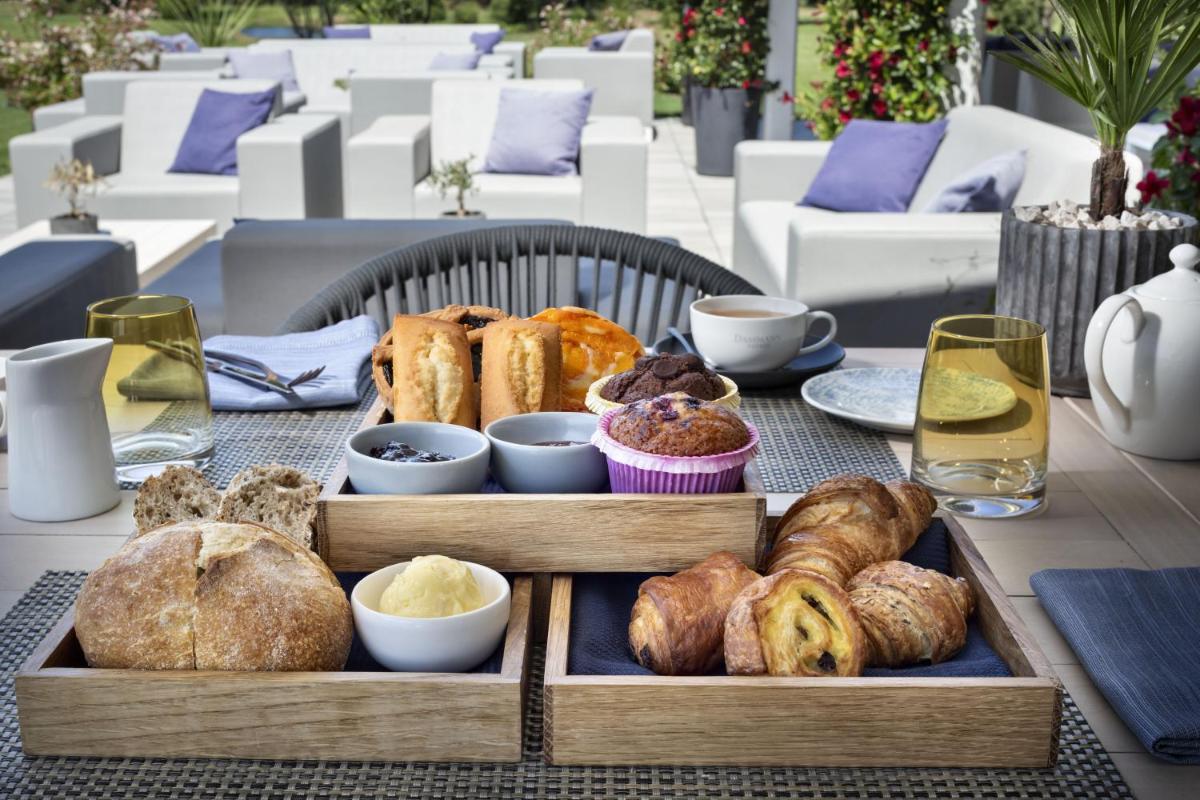 Li Neuli Country Club