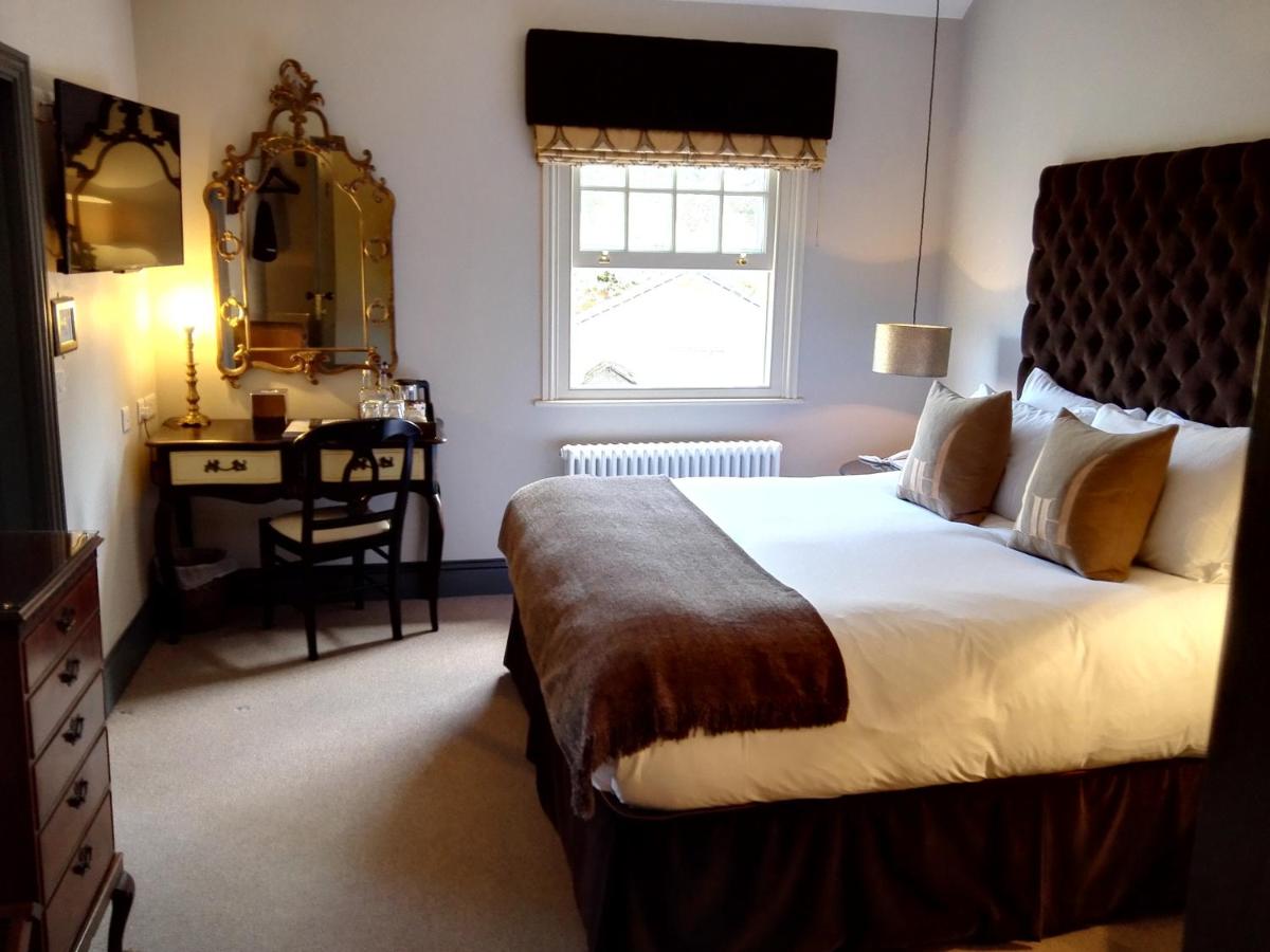 Linden House Stansted