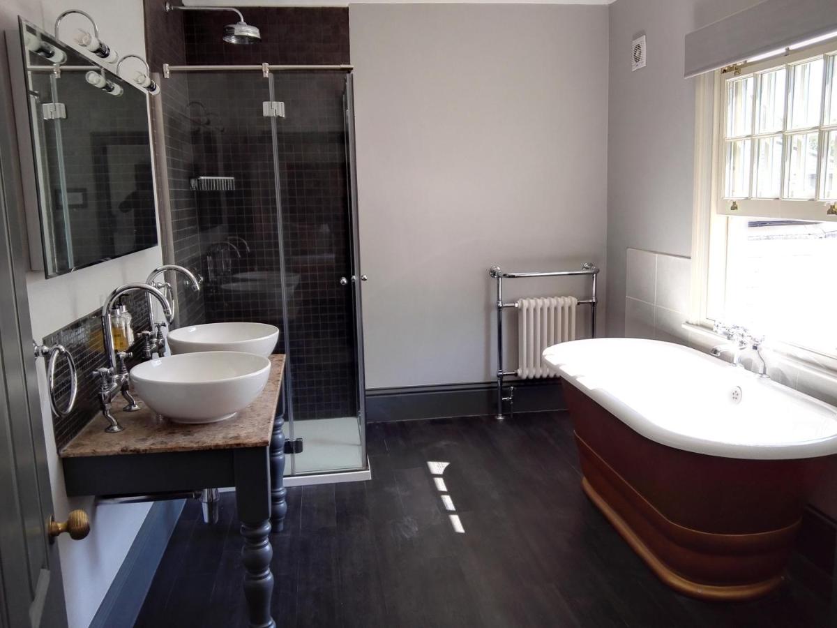 Linden House Stansted