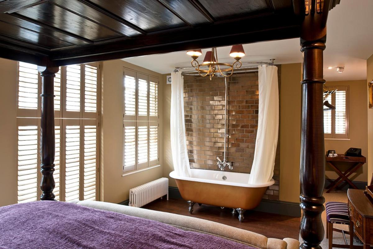 Linden House Stansted