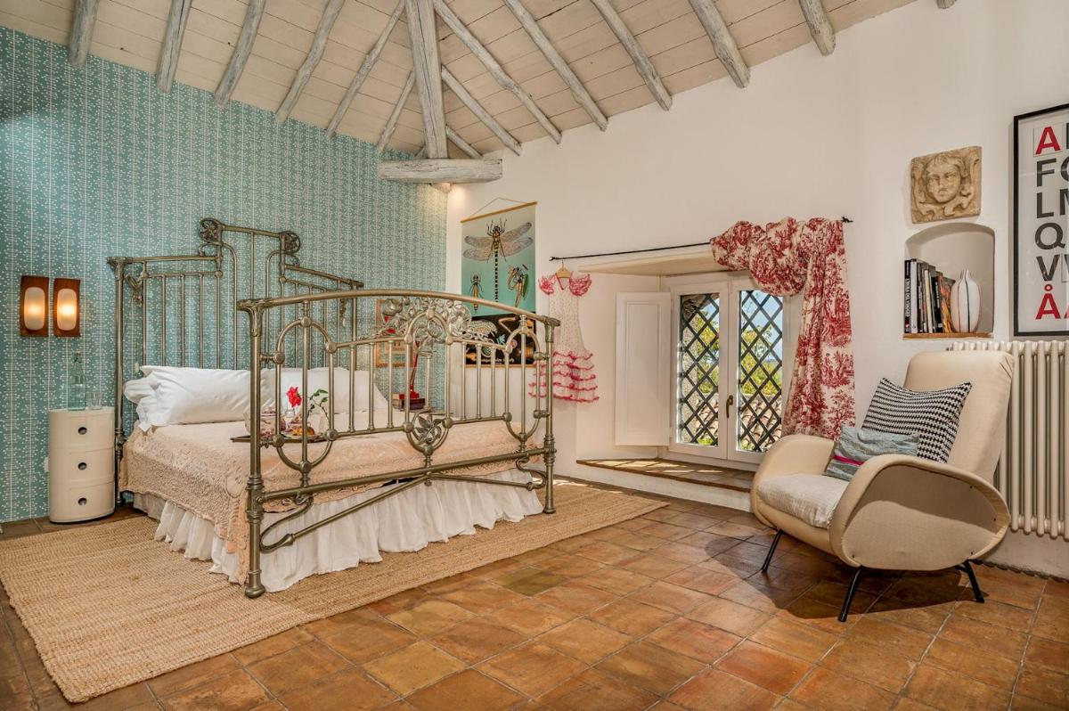 LINERA 10, Emma Villas