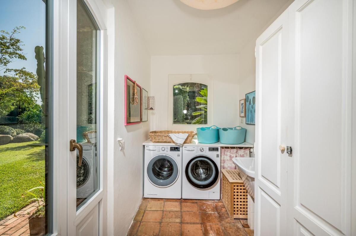 LINERA 10, Emma Villas