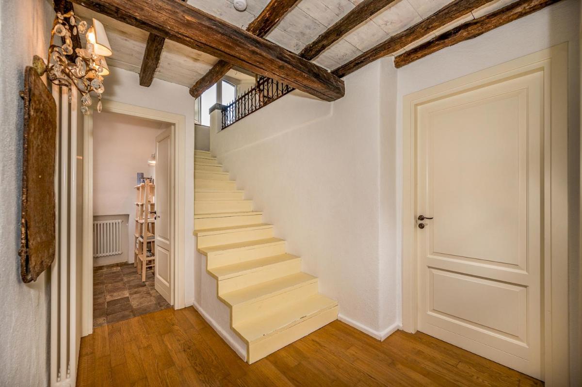 LINERA 10, Emma Villas