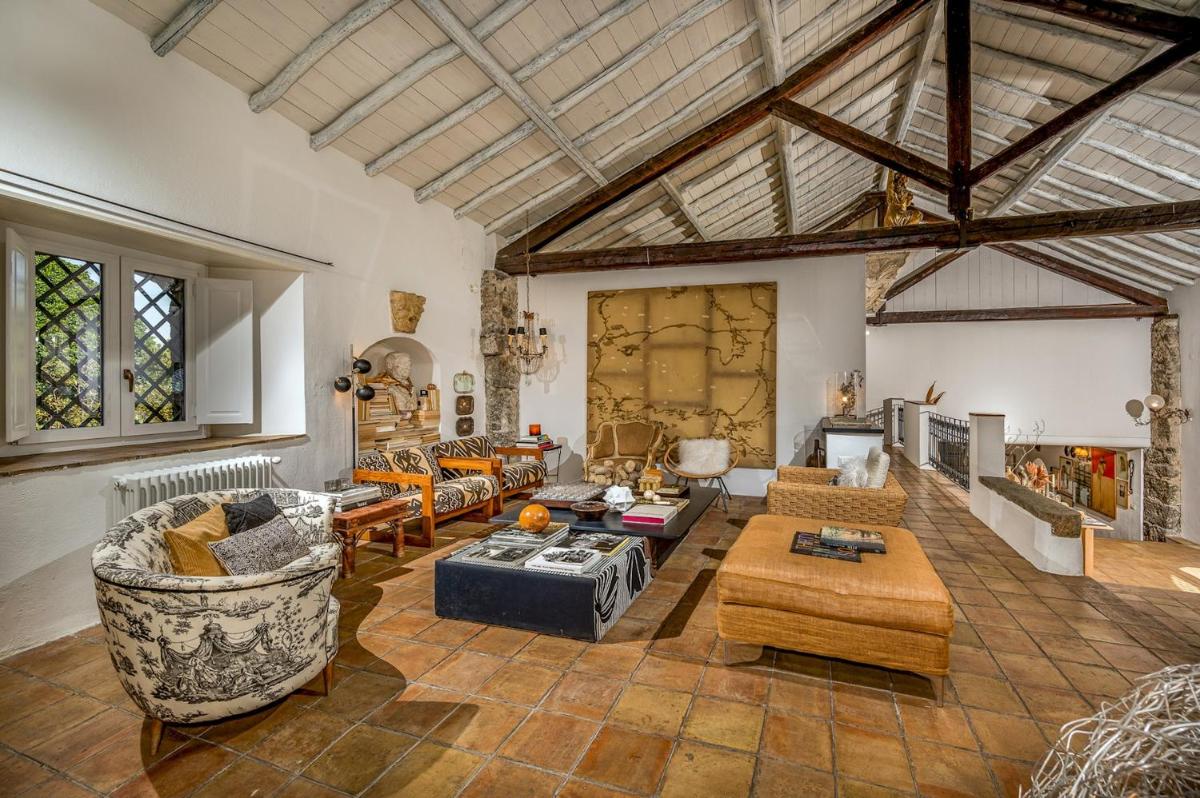 LINERA 10, Emma Villas