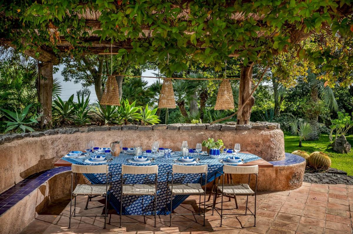 LINERA 10, Emma Villas