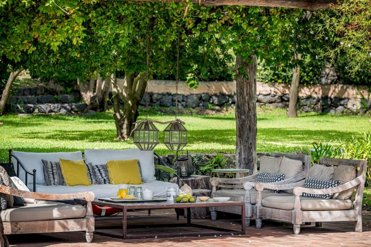 LINERA 10, Emma Villas