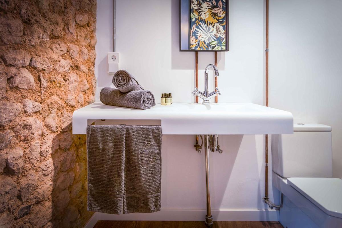 Lluna Aqua Soller - Adults Recommended