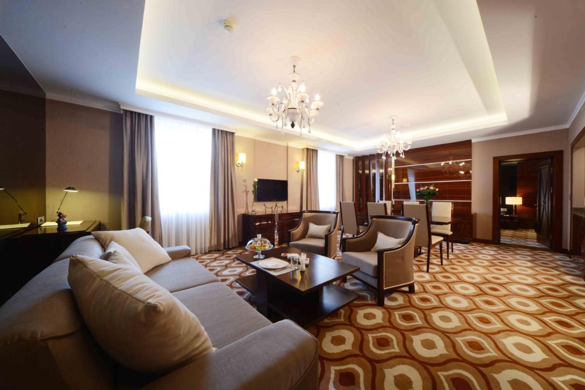 LOTTE City Hotels Tashkent Palace