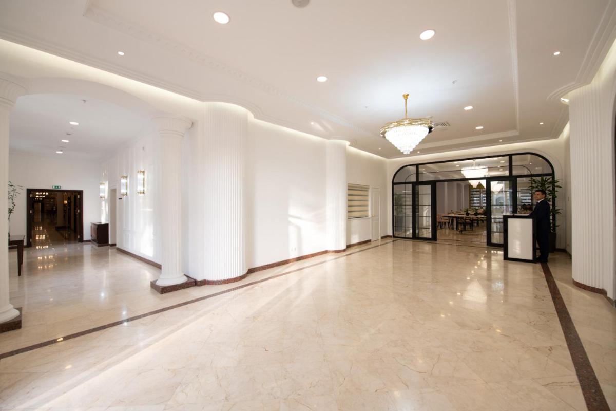 LOTTE City Hotels Tashkent Palace