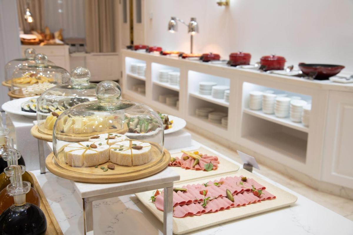 LOTTE City Hotels Tashkent Palace