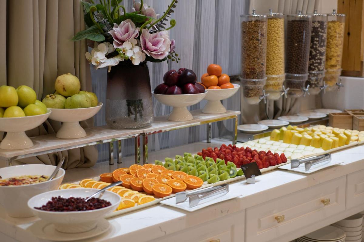 LOTTE City Hotels Tashkent Palace