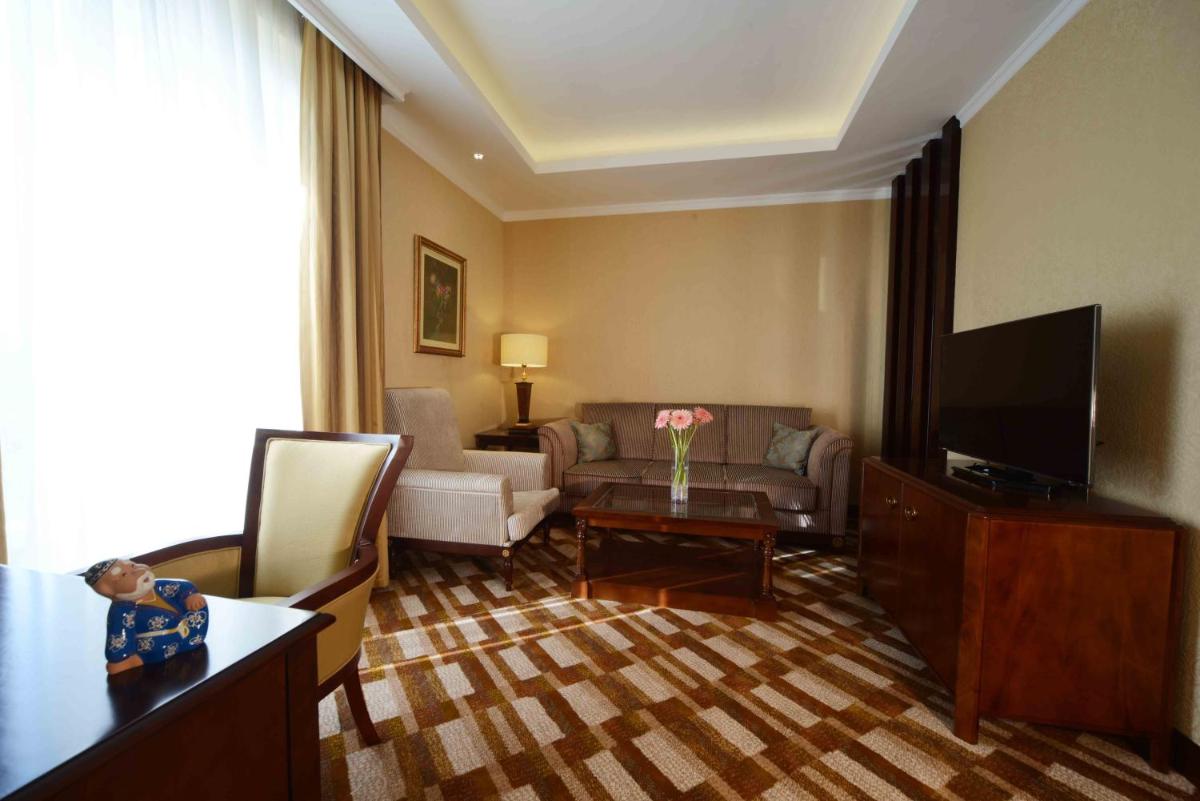 LOTTE City Hotels Tashkent Palace