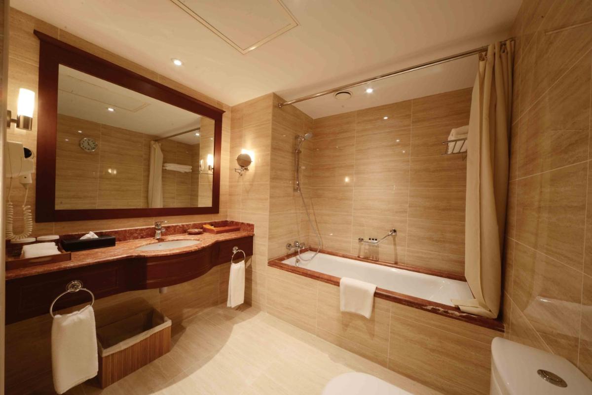 LOTTE City Hotels Tashkent Palace