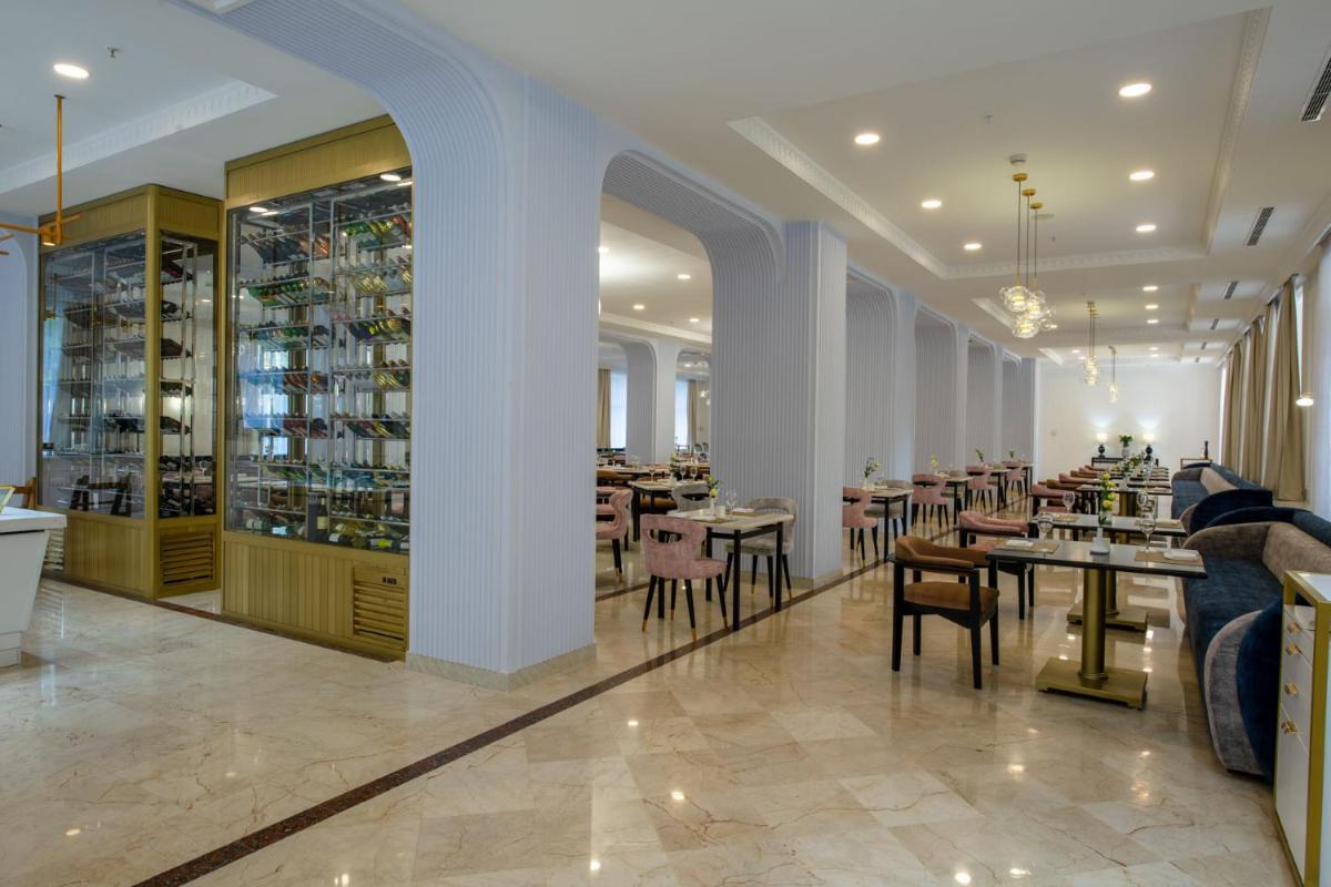 LOTTE City Hotels Tashkent Palace
