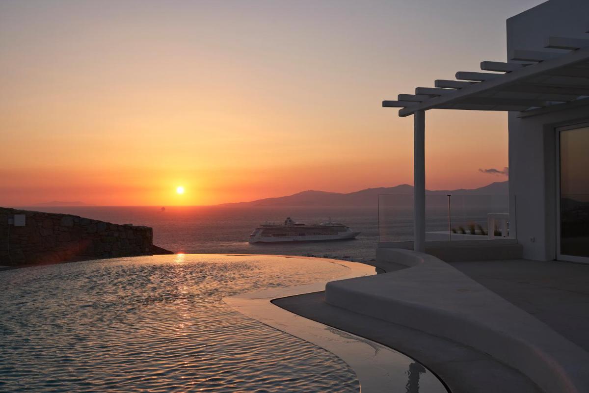 Lovia Mykonos