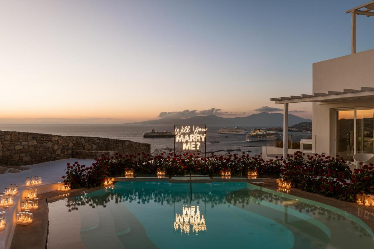 Lovia Mykonos