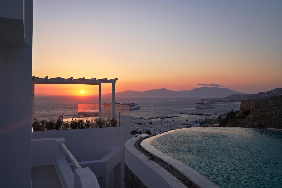 Lovia Mykonos