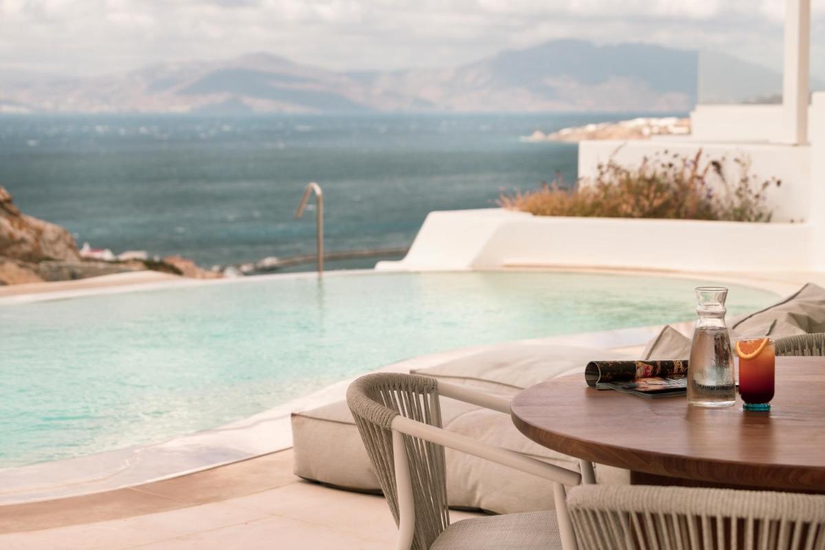 Lovia Mykonos