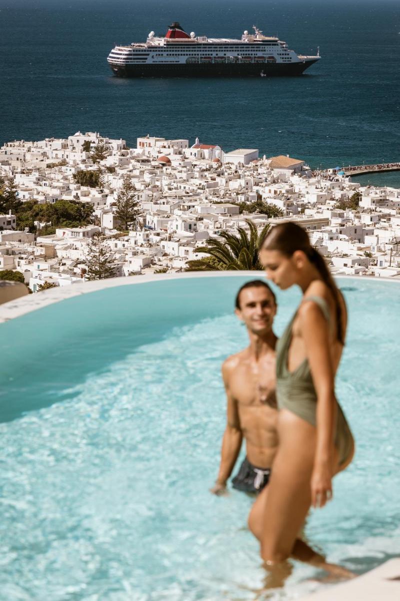 Lovia Mykonos