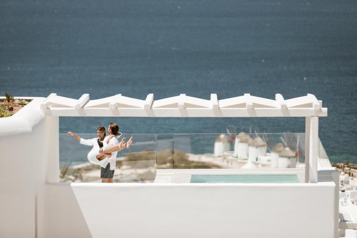 Lovia Mykonos