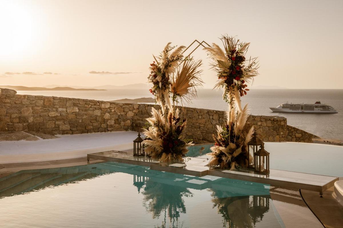 Lovia Mykonos
