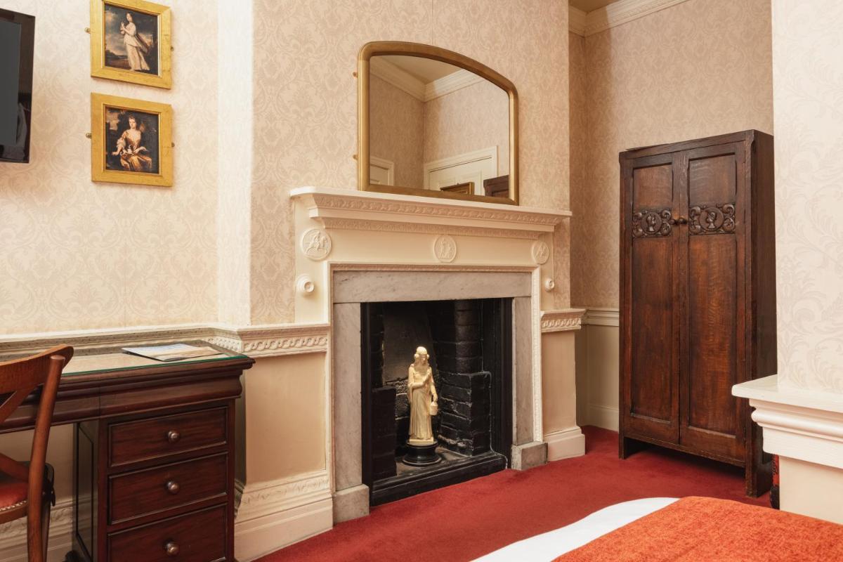 Lumley Castle Hotel