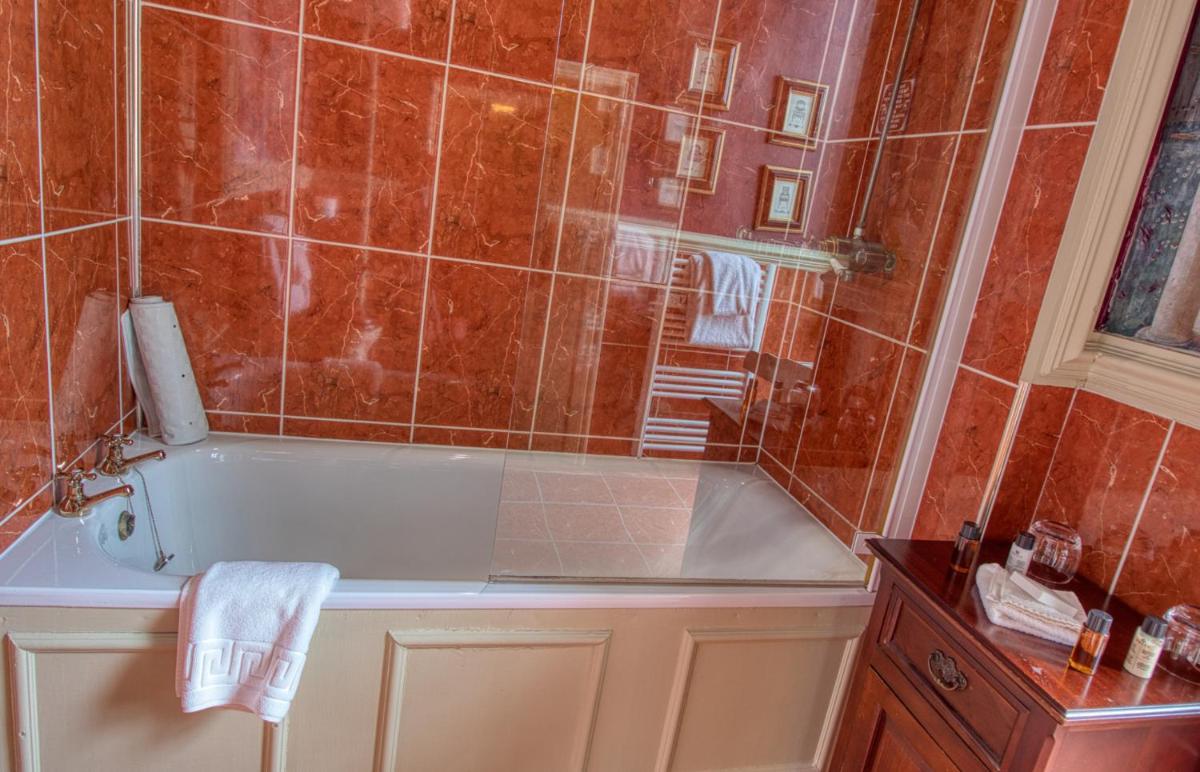 Lumley Castle Hotel