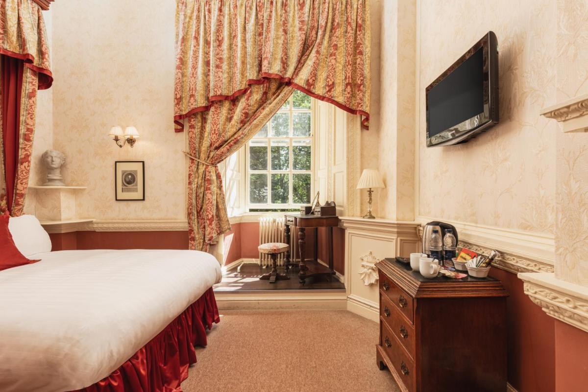 Lumley Castle Hotel