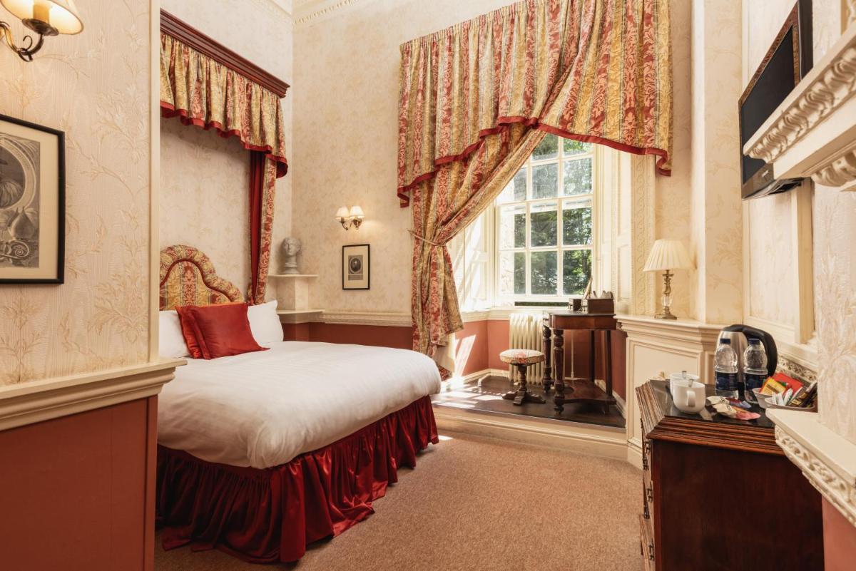 Lumley Castle Hotel