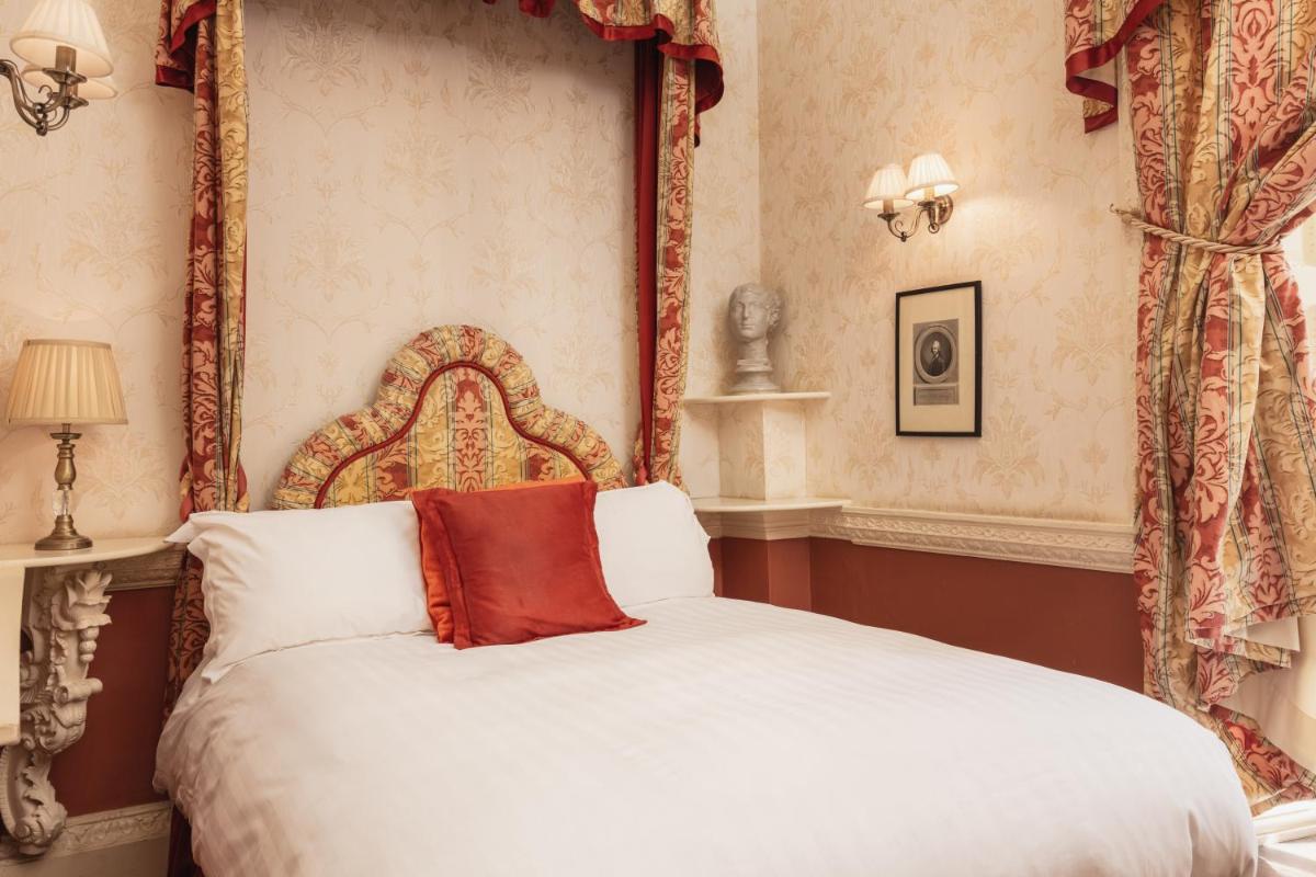 Lumley Castle Hotel