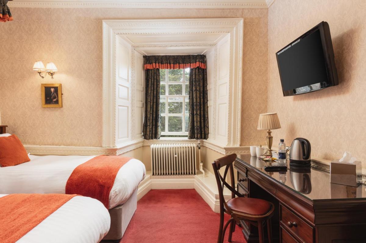 Lumley Castle Hotel