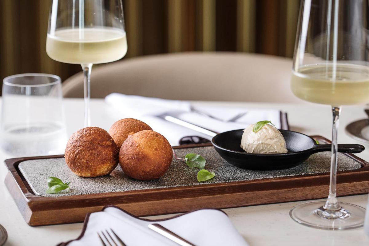 Lure Hotel & Spa - Adults Only