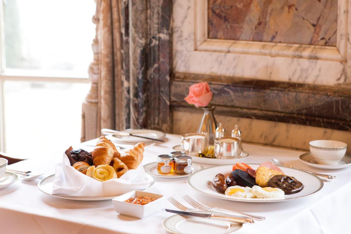 Luton Hoo Hotel, Golf and Spa